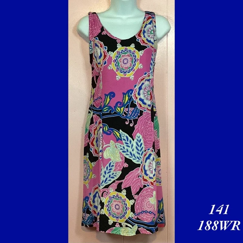 141 - 188WR - Body dress with zipper back