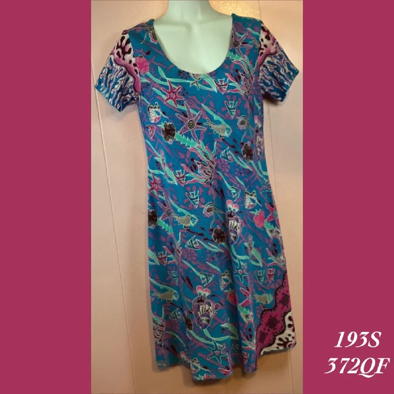 193S - 372QF , Cap sleeved bias cut dress