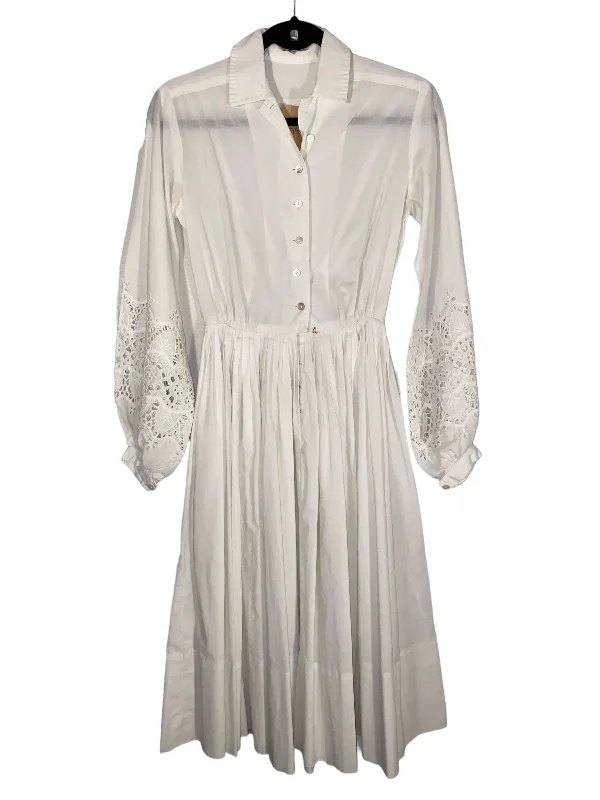 1970s White Dress w Pinhole Lace Bell Sleeves (XXS)
