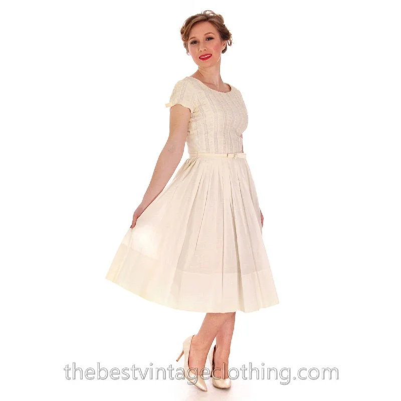 Sweet 1950s Vintage Day Dress Pale Yellow Lace Bodice 33-24-Free Small