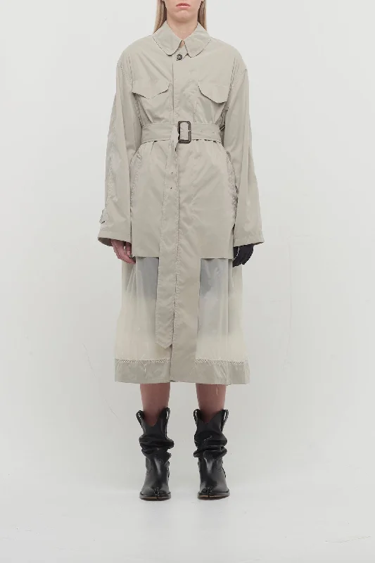 Maison Margiela Light Weight Trench in Beige Chic Lightweight Trench Coat