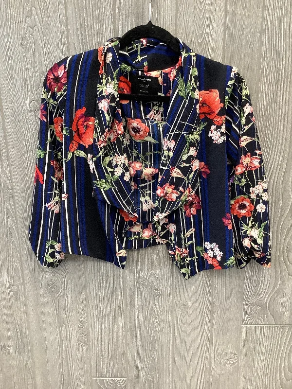 Blazer By Iris  Size: M Women's Fashion Blazer