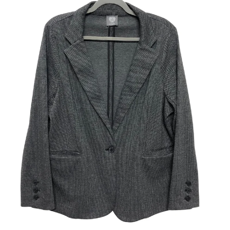 Grey Blazer Vince Camuto, Size L Women's Custom Suit