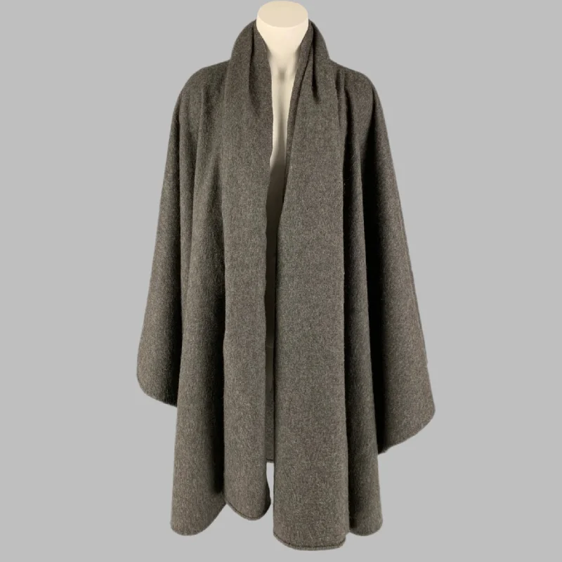 LORO PIANA Size One Size Grey Cashmere Shawl Collar Cape Soft Knit Shawl Poncho