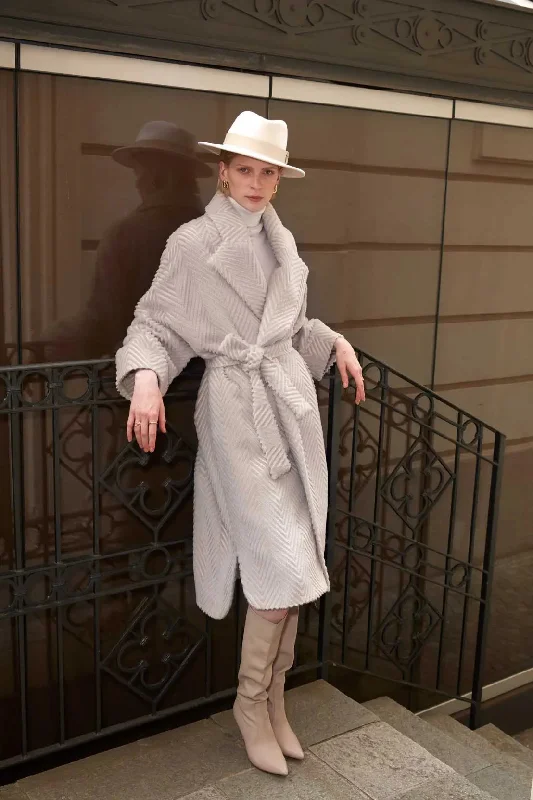 Beige long winter coat Boat Shawl Notched