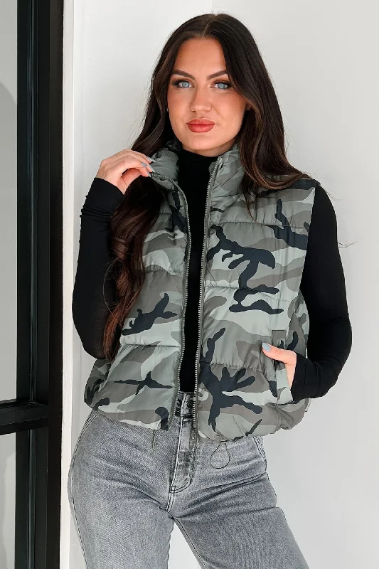 Outdoor Feels Camo Puffer Vest (Olive Combo) Classic Double-Breasted Vest